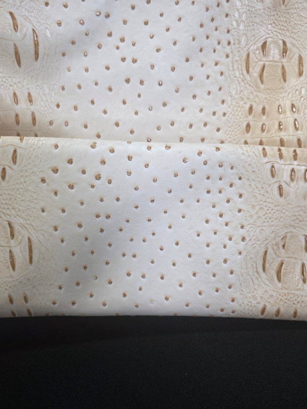 MJ Makeup Junkie Weekender Tote - Dune - Picture 2 of 5